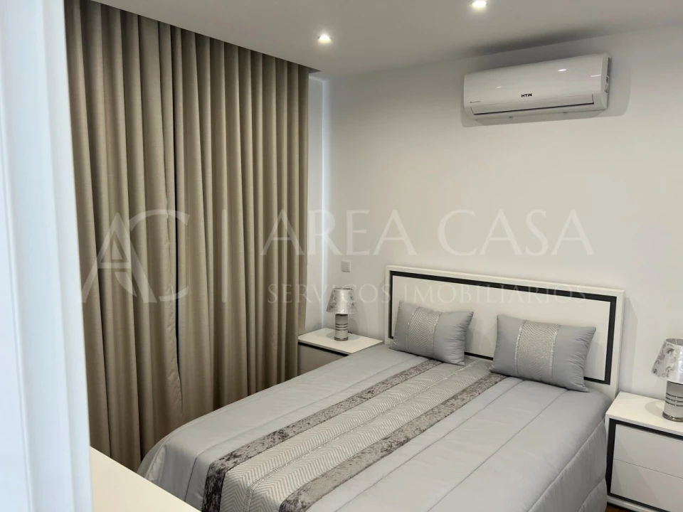 Moradia T4 para Venda em Machico Foto 14