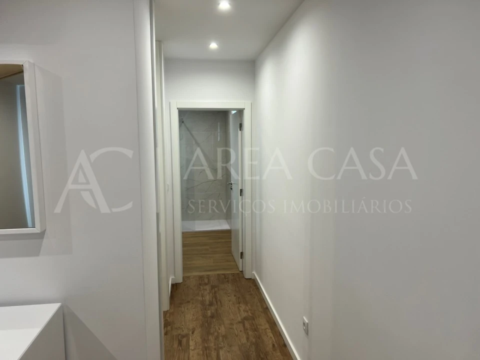 Moradia T4 para Venda em Machico Foto 15