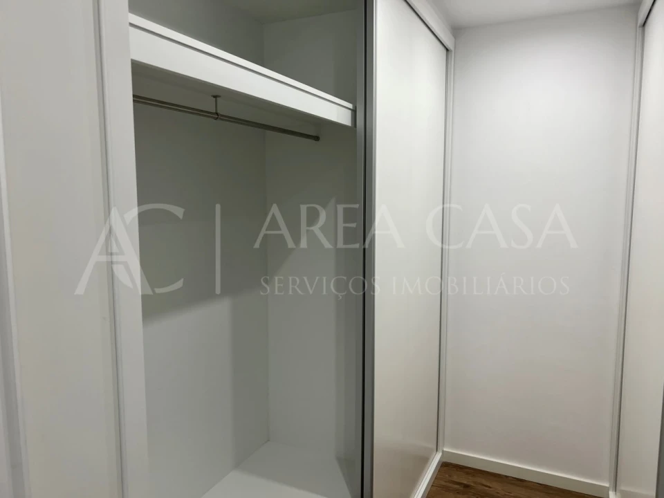 Moradia T4 para Venda em Machico Foto 18