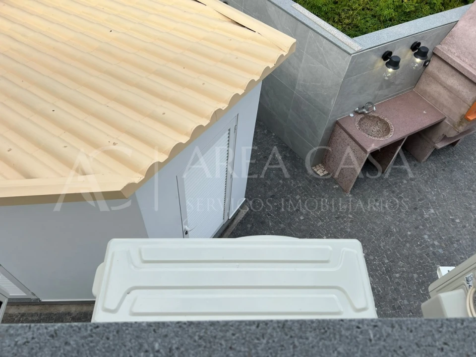 Moradia T4 para Venda em Machico Foto 28