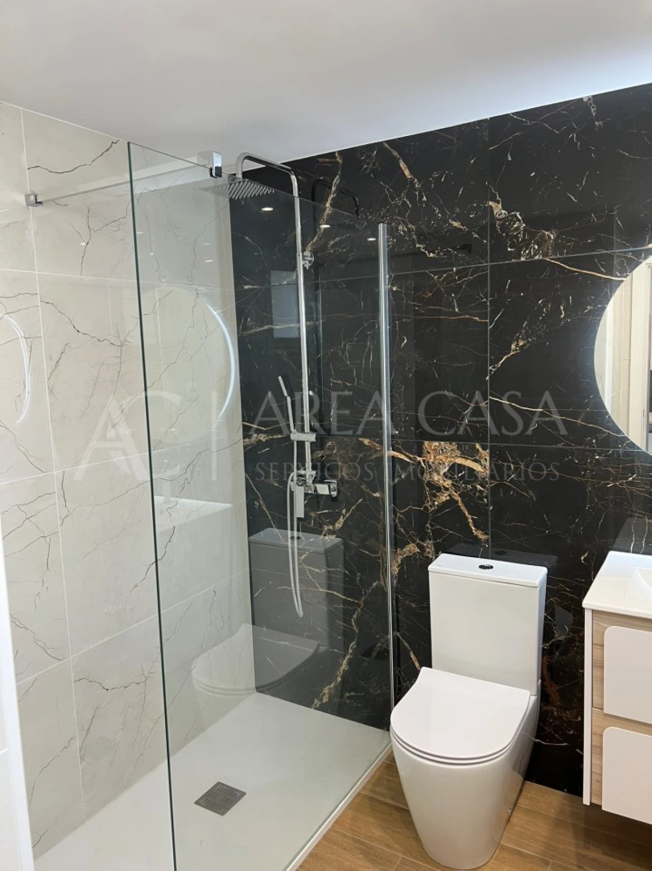 Moradia T4 para Venda em Machico Foto 34