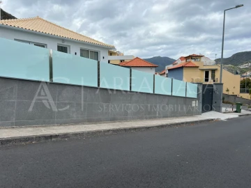 Moradia T4 para Venda em Machico