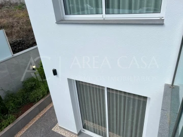 Moradia T4 para Venda em Machico