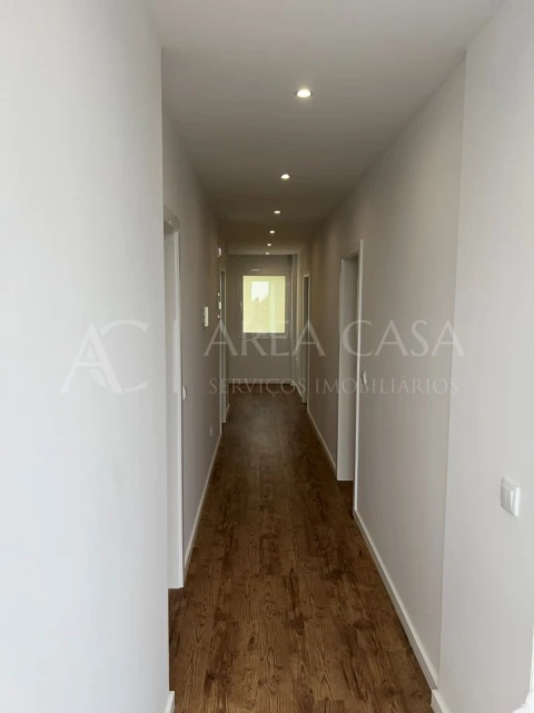 Moradia T4 para Venda em Machico