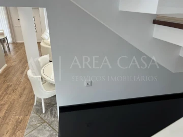 Moradia T4 para Venda em Machico