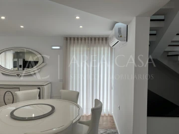 Moradia T4 para Venda em Machico