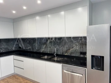 Moradia T4 para Venda em Machico