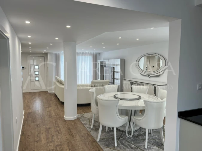 Moradia T4 para Venda em Machico Foto 31