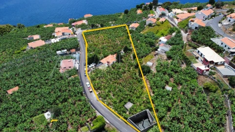 Terreno para Venda em Arco da Calheta