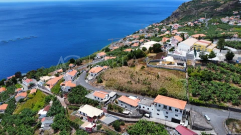 Terreno para Venda em Arco da Calheta