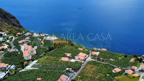 Terreno para Venda em Arco da Calheta