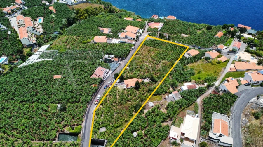 Terreno para Venda em Arco da Calheta