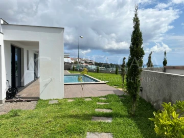 Moradia para Venda em Agua de Pena