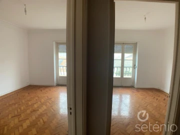 Prédio para Venda em São Vicente