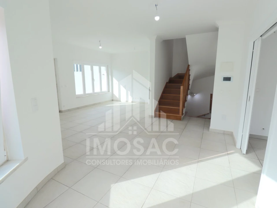 Moradia T3 para Venda em Ericeira Foto 6