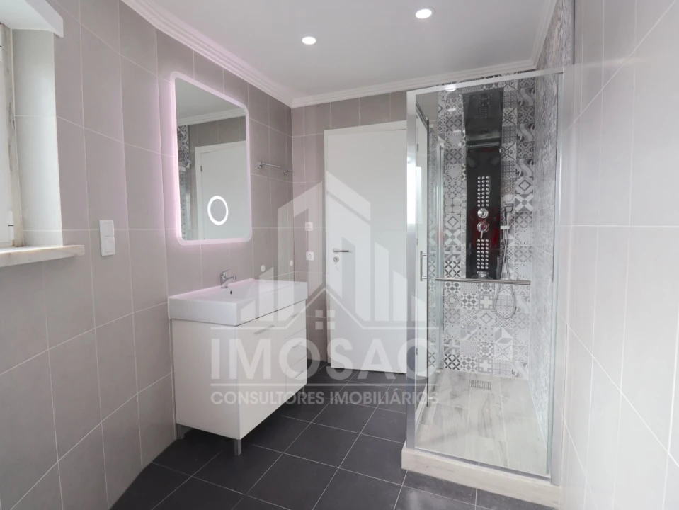 Moradia T3 para Venda em Ericeira Foto 11