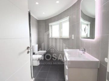 Moradia T3 para Venda em Ericeira