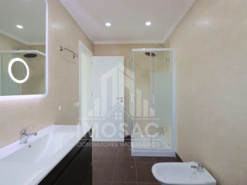 Moradia T3 para Venda em Ericeira