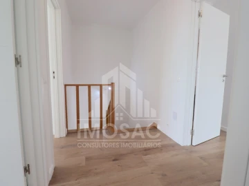 Moradia T3 para Venda em Ericeira