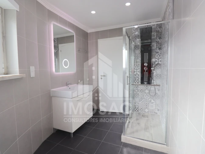 Moradia T3 para Venda em Ericeira Foto 11