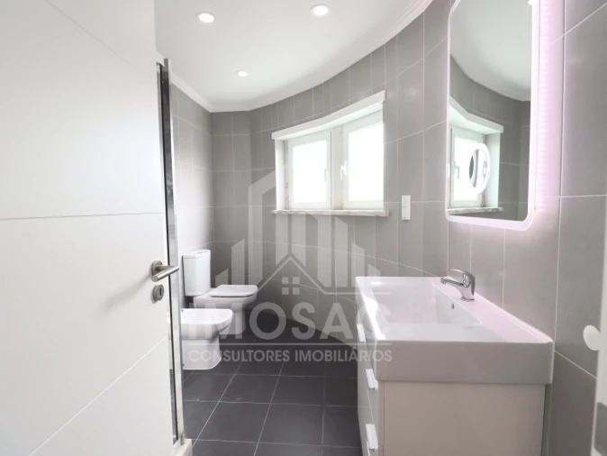 Moradia T3 para Venda em Ericeira Foto 23