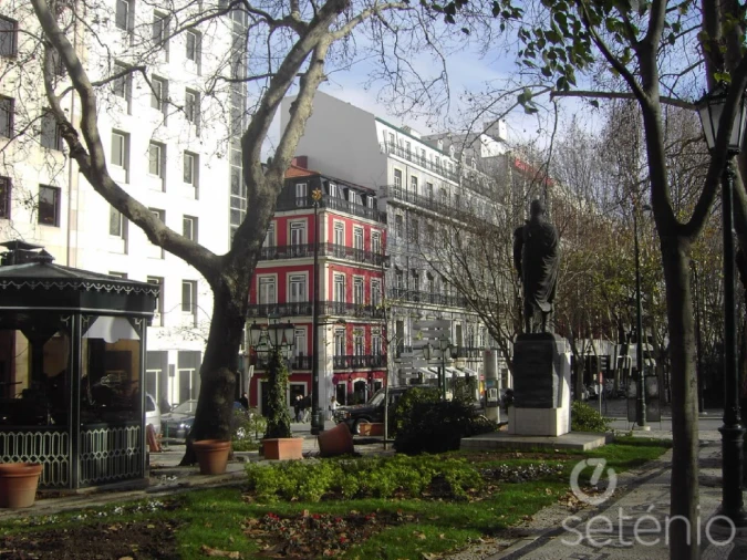 Apartamento T1 para Venda em Santo António Foto 3