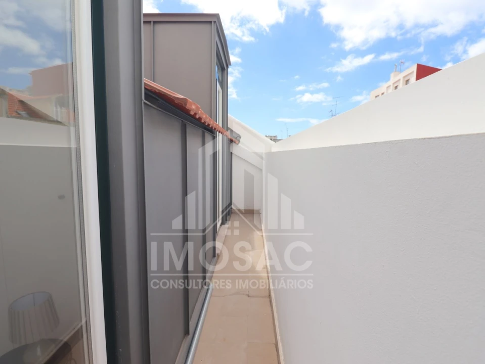 Apartamento T2 para Venda em São Vicente Foto 12