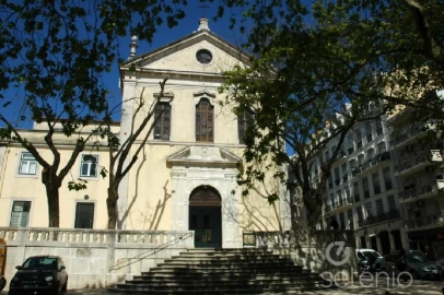 Prédio para Venda em Misericórdia