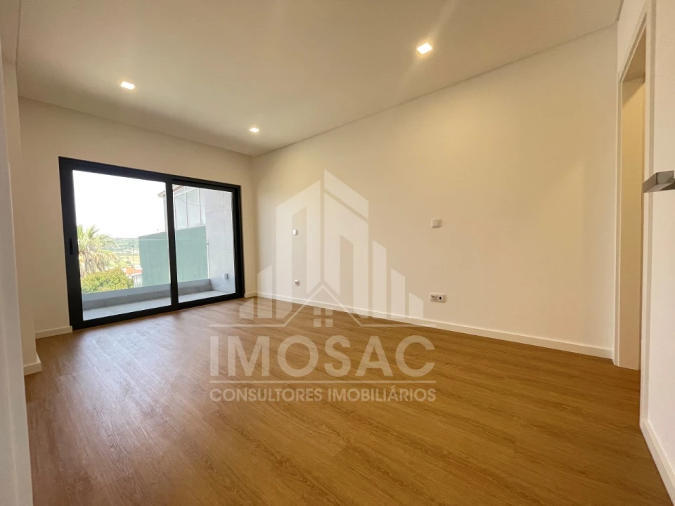 Moradia T5 para Venda em Loures Foto 13
