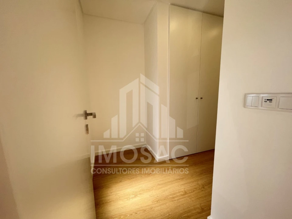 Moradia T5 para Venda em Loures Foto 32