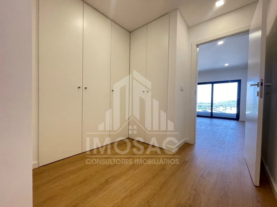 Moradia T5 para Venda em Loures Foto 53