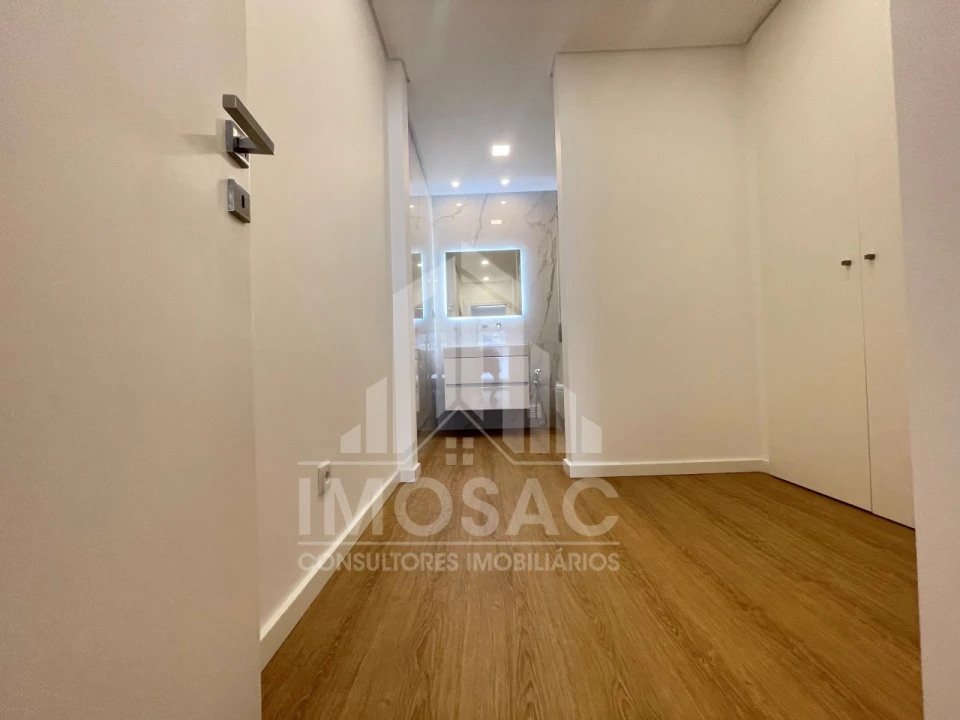 Moradia T5 para Venda em Loures Foto 60