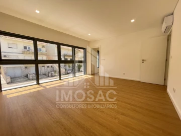 Moradia T5 para Venda em Loures