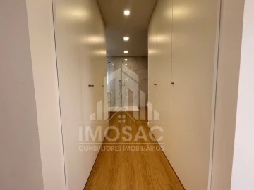 Moradia T5 para Venda em Loures