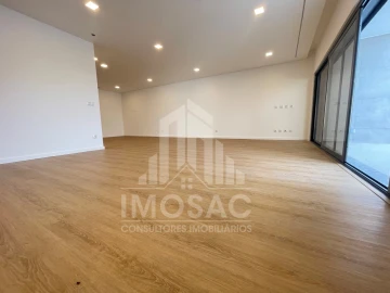 Moradia T5 para Venda em Loures