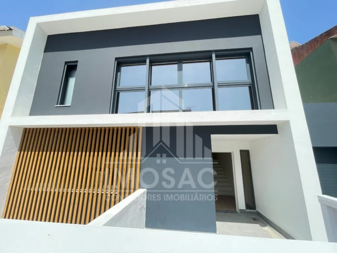 Moradia T5 para Venda em Loures Foto 19