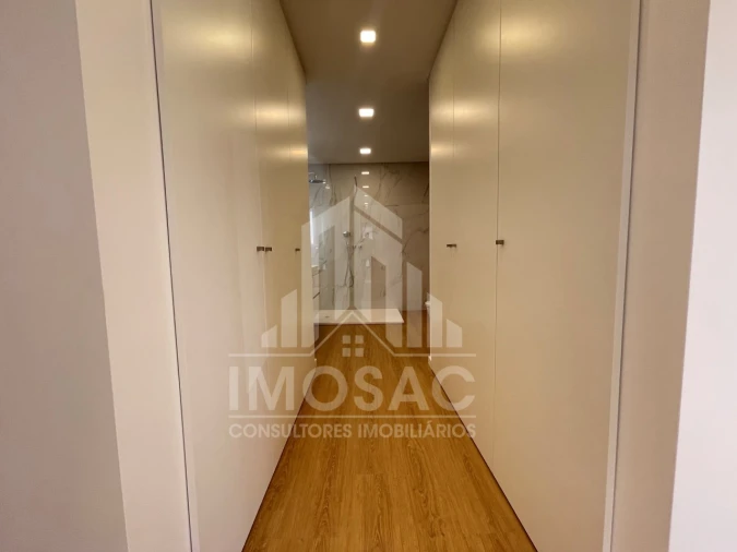 Moradia T5 para Venda em Loures Foto 34