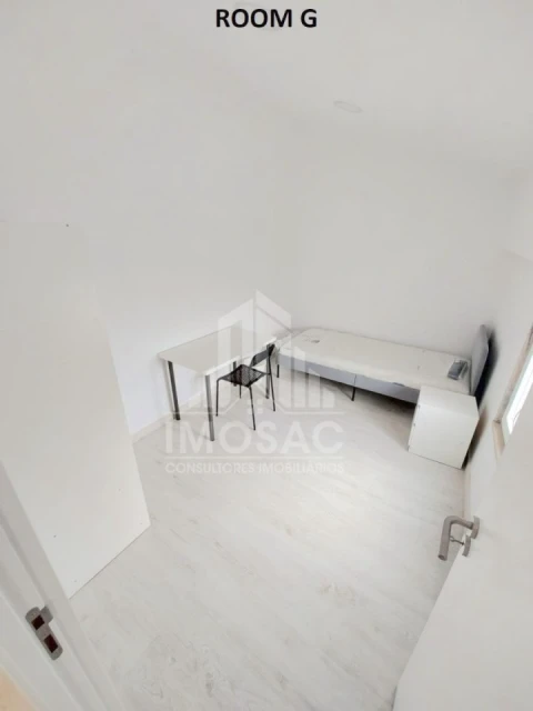 Moradia T9 para Venda em Ajuda