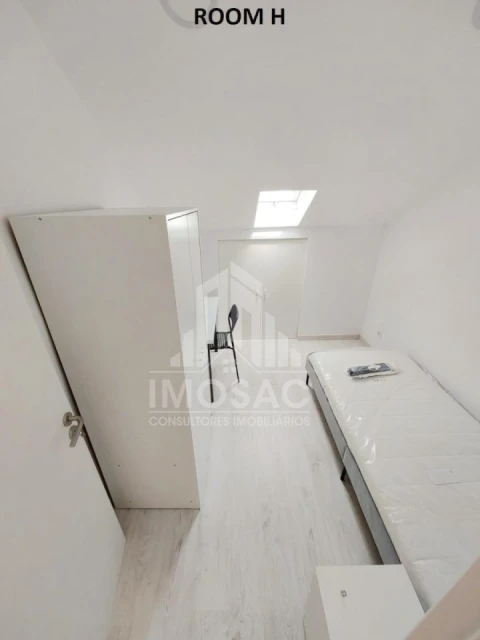 Moradia T9 para Venda em Ajuda