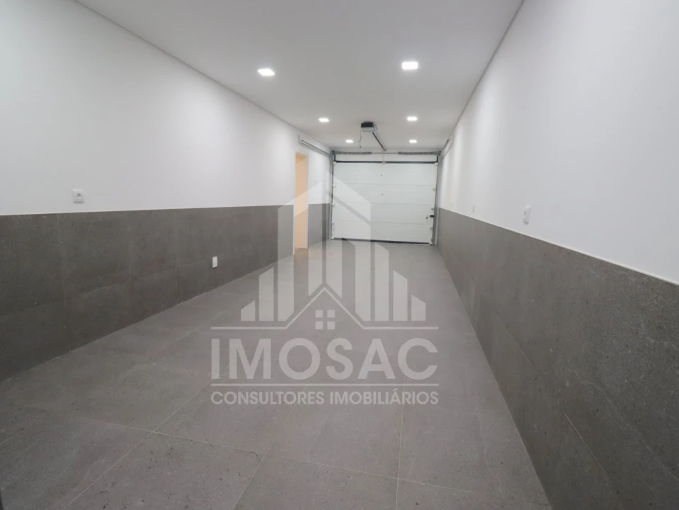 Moradia T4 para Venda em Loures Foto 19