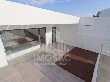 Moradia T4 para Venda em Loures