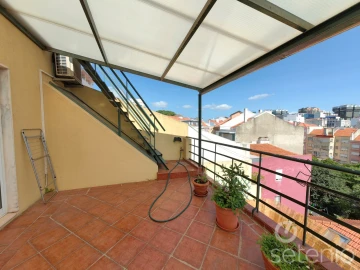 Apartamento T3 para Venda em Campo de Ourique