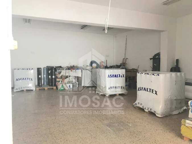 Armazém para Venda em Ramada e Caneças Foto 5