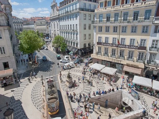 Prédio para Venda em Santa Maria Maior Foto 4