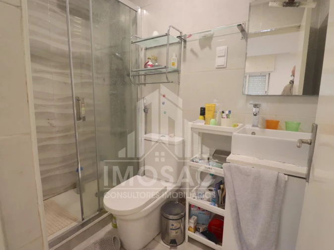 Apartamento T3 para Venda em Santo António dos Cavaleiros e Frielas Foto 6