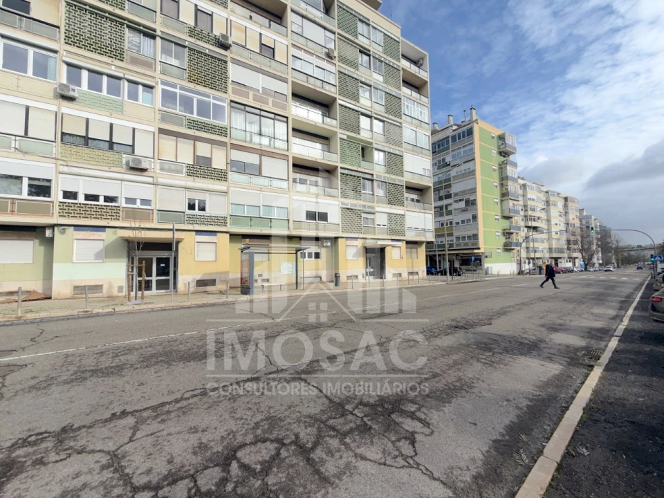 Apartamento T3 para Venda em Benfica Foto 11