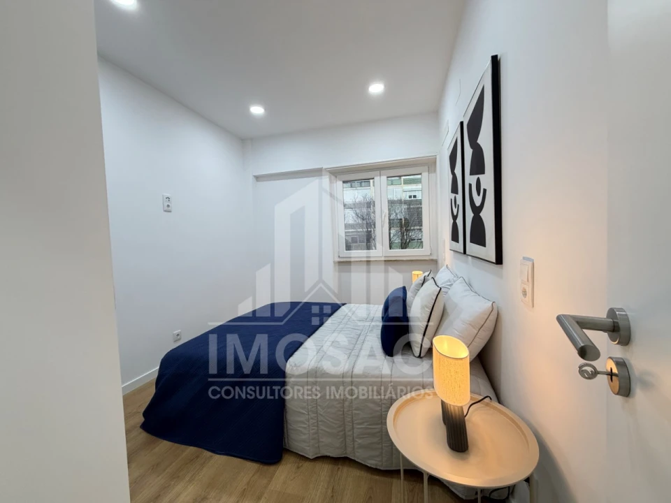 Apartamento T3 para Venda em Benfica Foto 14