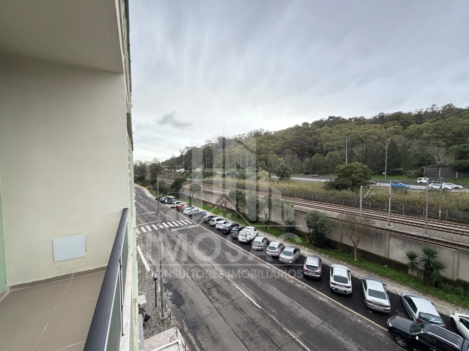 Apartamento T3 para Venda em Benfica Foto 16