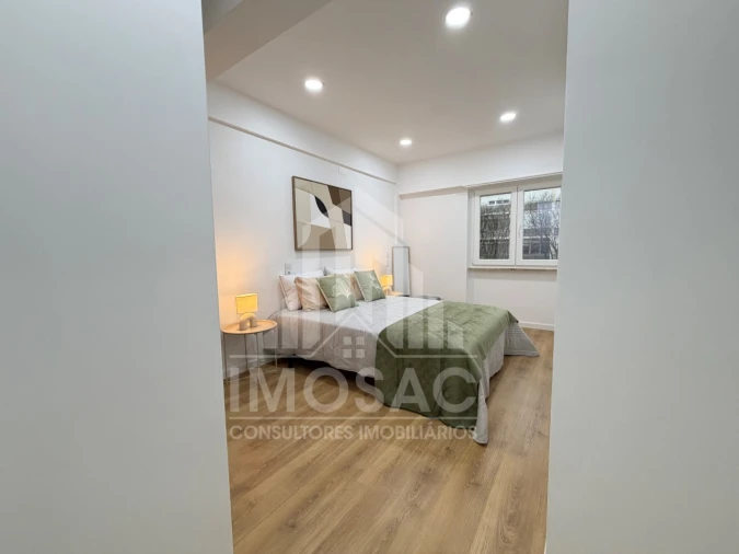 Apartamento T3 para Venda em Benfica Foto 20