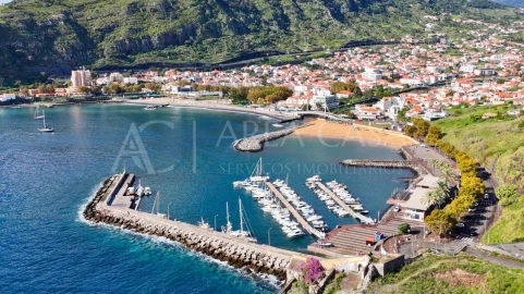 Apartamento para Venda em Machico